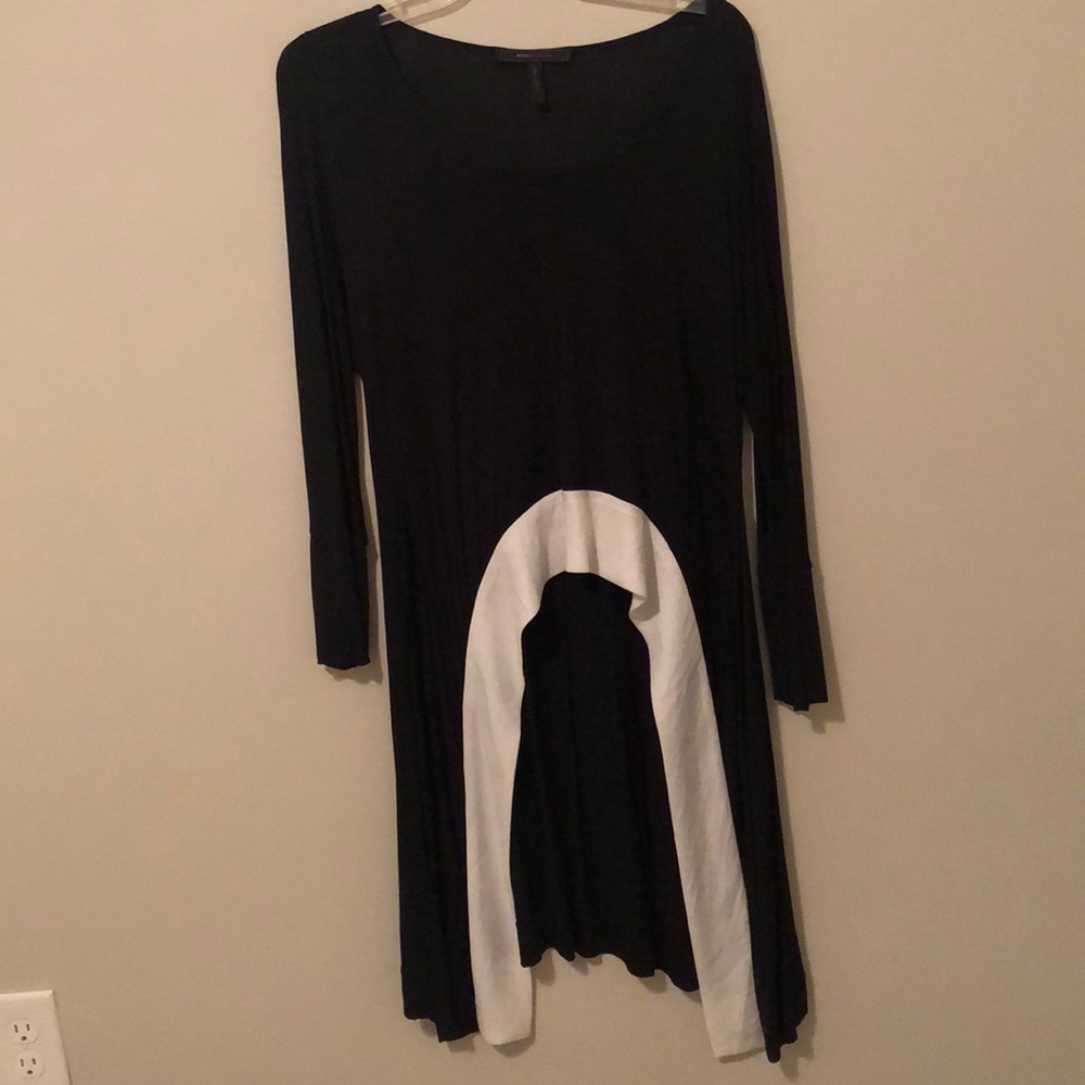 BCBG high/low tunic 🖤